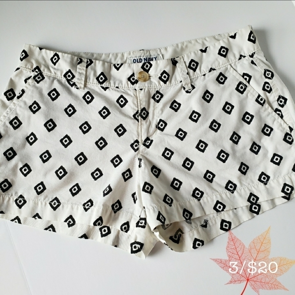 Old Navy shorts size 2